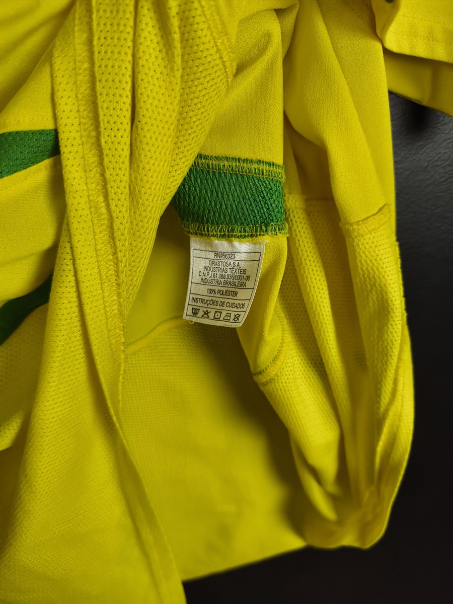Brazil 2002/04 Home Football Shirt Nike - photo 5