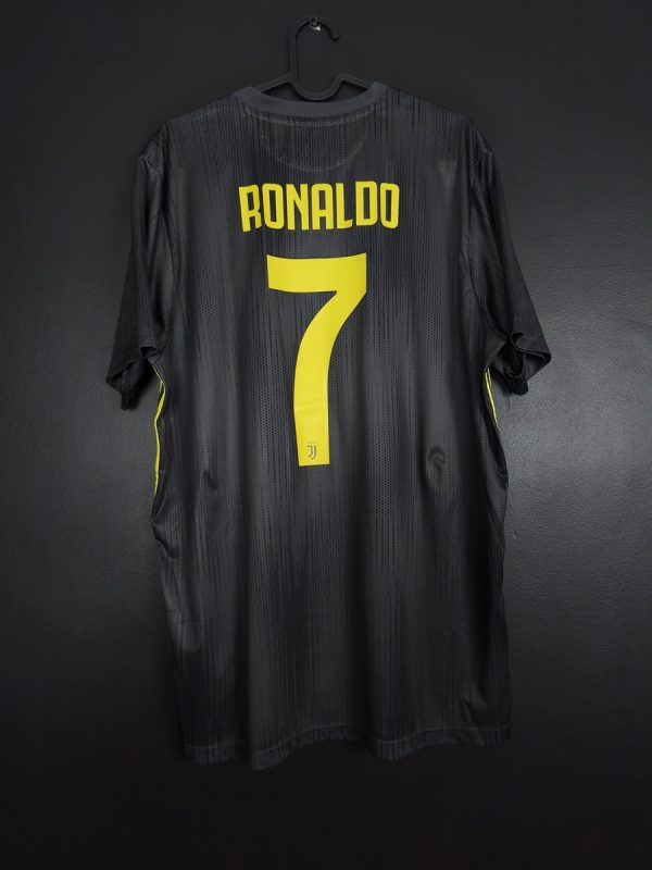 Koszulka piłkarska Juventus 2018/19 Third Adidas Cristiano Ronaldo #7 [XL]