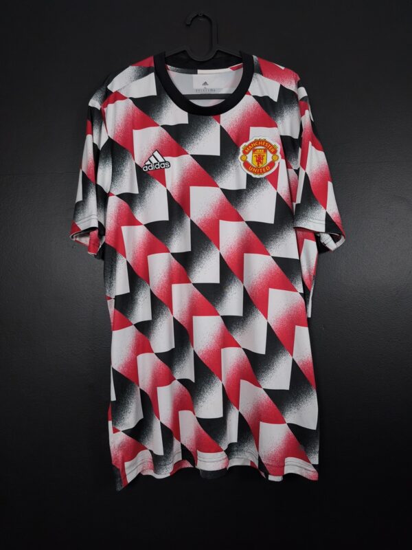 Koszulka piłkarska Manchester United 2022/23 Pre Match Adidas [XL]