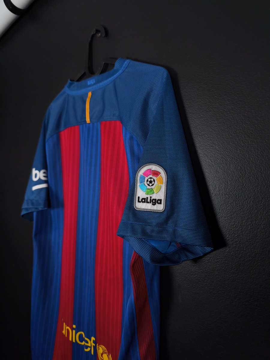 FC Barcelona 2016/17 Home Football Shirt Nike - photo 6