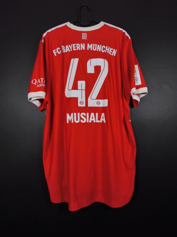 Koszulka piłkarska Bayern Monachium 2022/23 Home Adidas Jamal Musiala #42 [XXL] Authentic