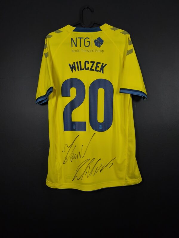 Koszulka piłkarska Brondby 2018/19 Home Hummel Kamil Wilczek #20 [L] Autograf