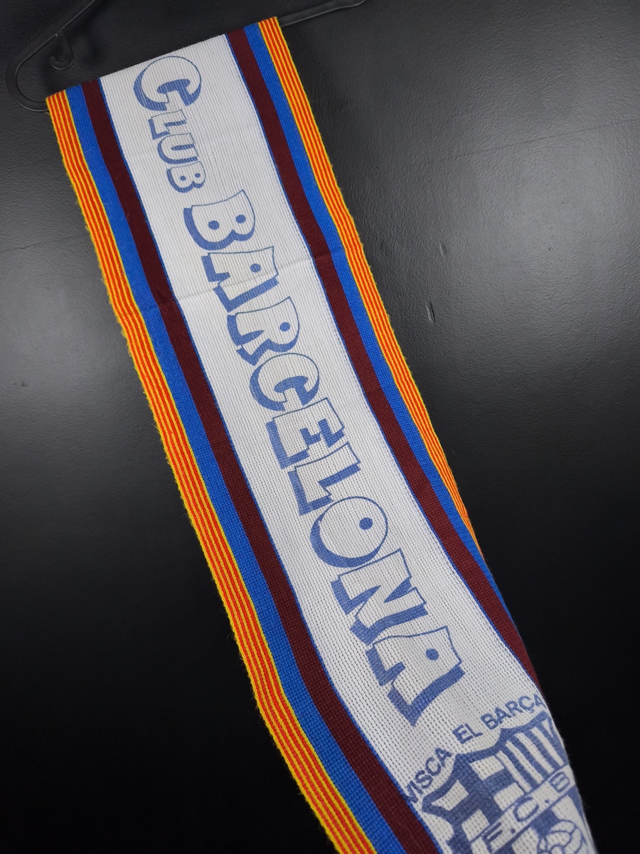 FC Barcelona Retro Visca el Barca Football Scarf - photo 3