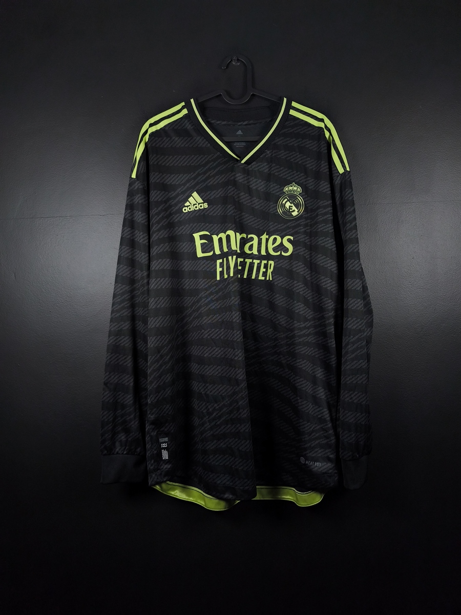 Koszulka piłkarska Real Madryt 2022/23 Third Adidas Karim Benzema #9 Authentic Long - zdjęcie 2