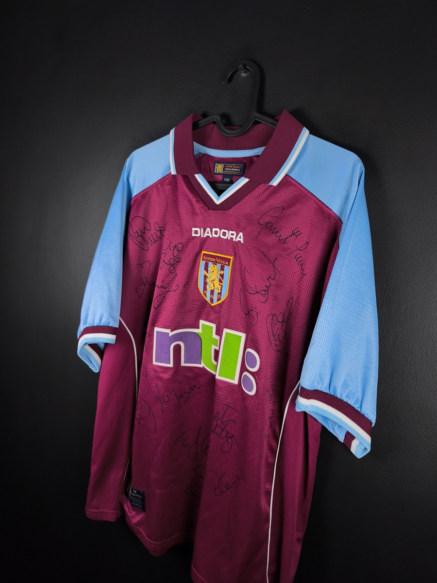 Aston Villa 2000/01 Home Football Shirt Diadora Signed - photo 3